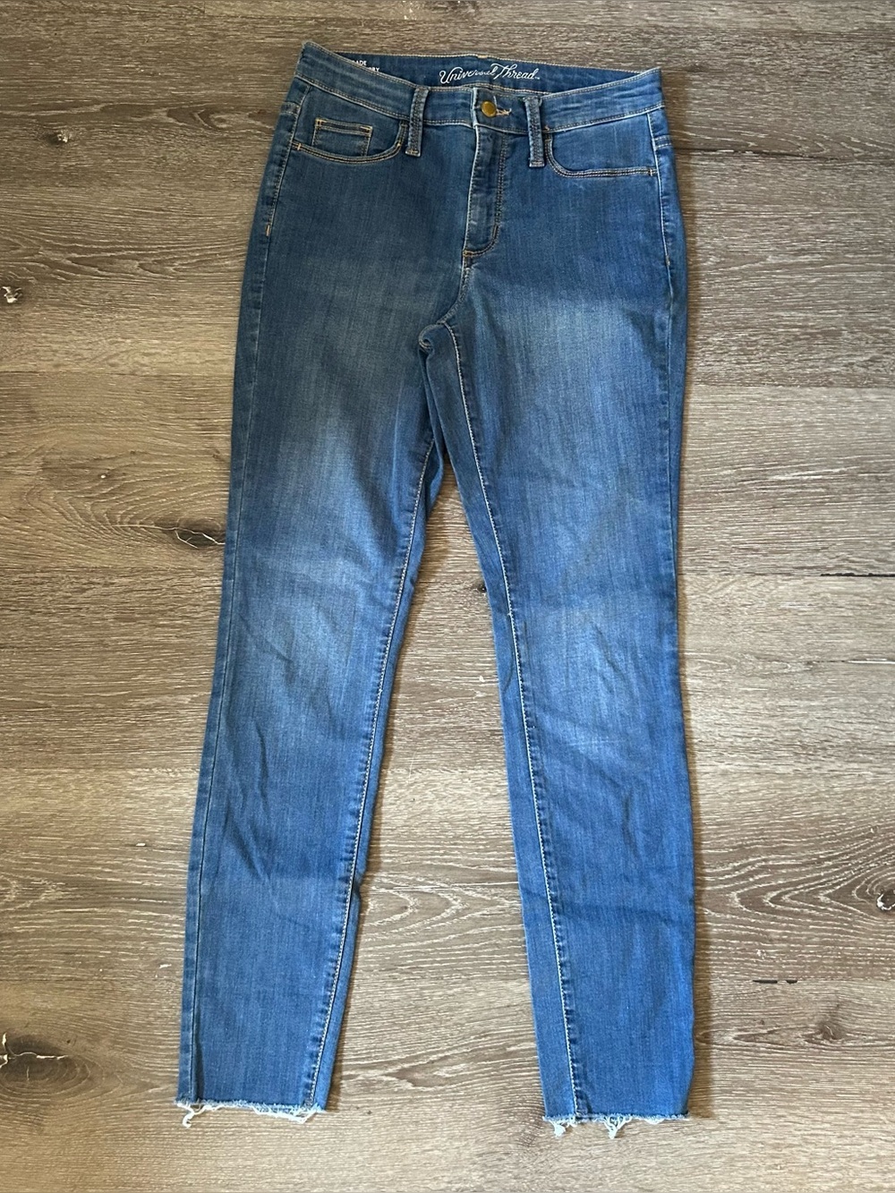 NWOT Size 4 Universal Thread High Rise Skinny Jeans - Picture 1 of 4